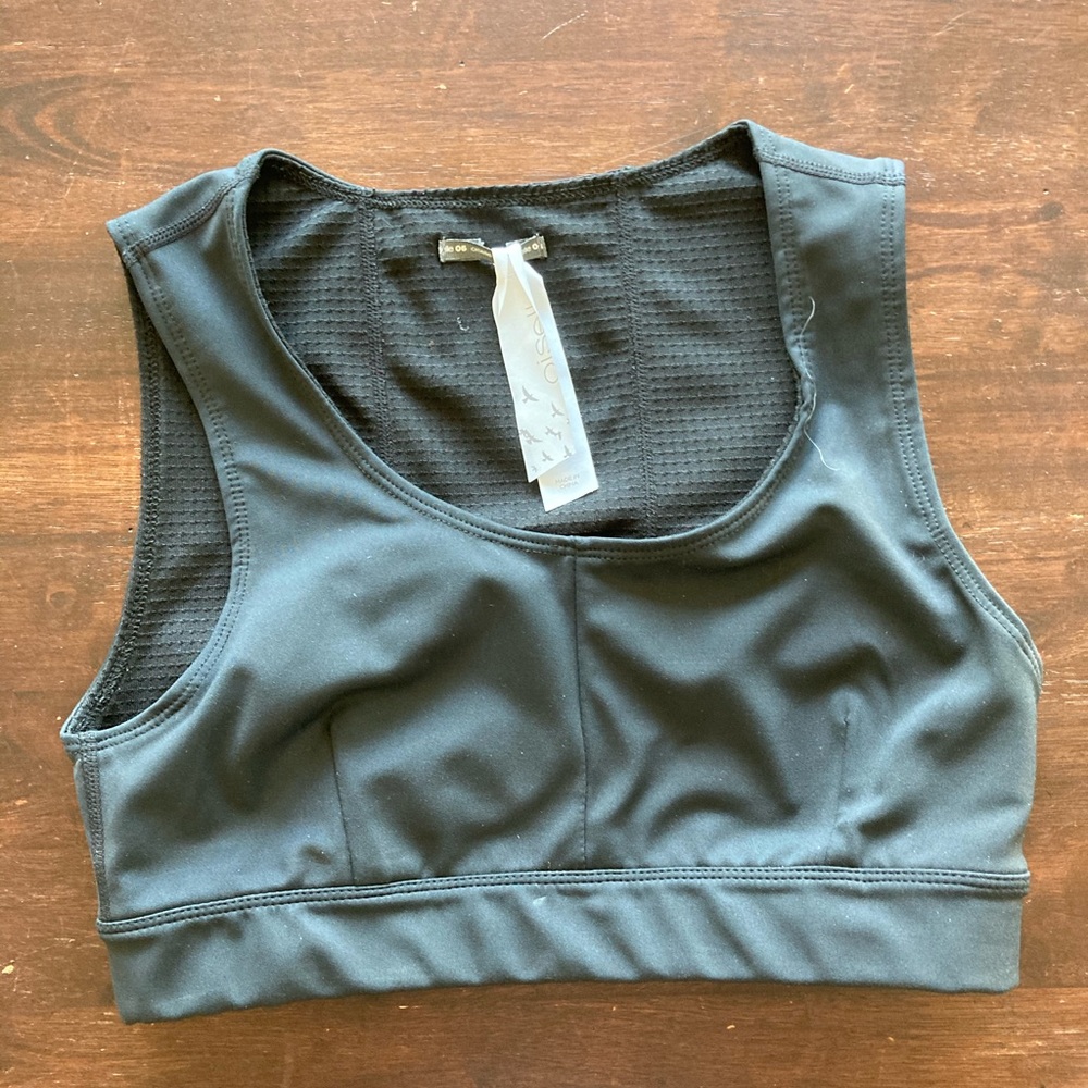 Oiselle Flyout Bra